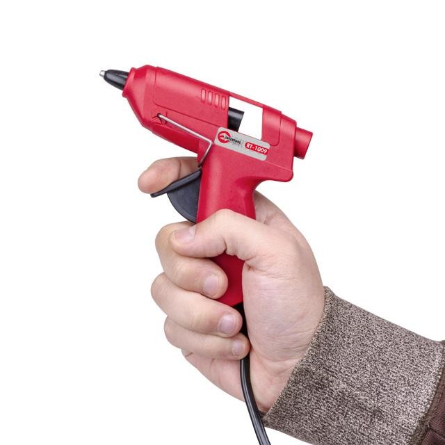 intertool-rt-1009-photo-1 Пистолет клеевой 10 Вт, 230 В, под стержни 7-8 мм, 6-10г/мин. INTERTOOL RT-1009