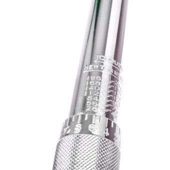 Динамометрический ключ 1/2", 28-210 NM INTERTOOL XT-9006