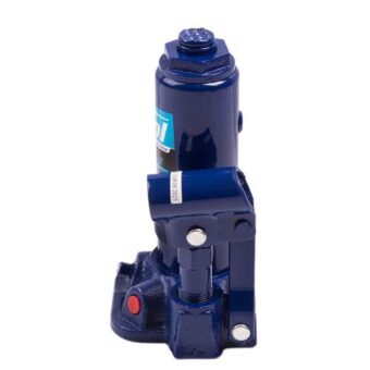 Домкрат гидравлический бутылочный Vitol 2 т в чемодане, min 181 мм - max 345 мм 2.63 кг ДБ-02006К Домкрат гидравлический бутылочный Vitol 2 т в чемодане, min 181 мм - max 345 мм 2.63 кг ДБ-02006К
