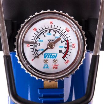 Компрессор автомобильный "ViTOL" К-52 150psi/15Amp/40л/Автостоп/прикуриватель Компрессор автомобильный "ViTOL" К-52 150psi/15Amp/40л/Автостоп/прикуриватель